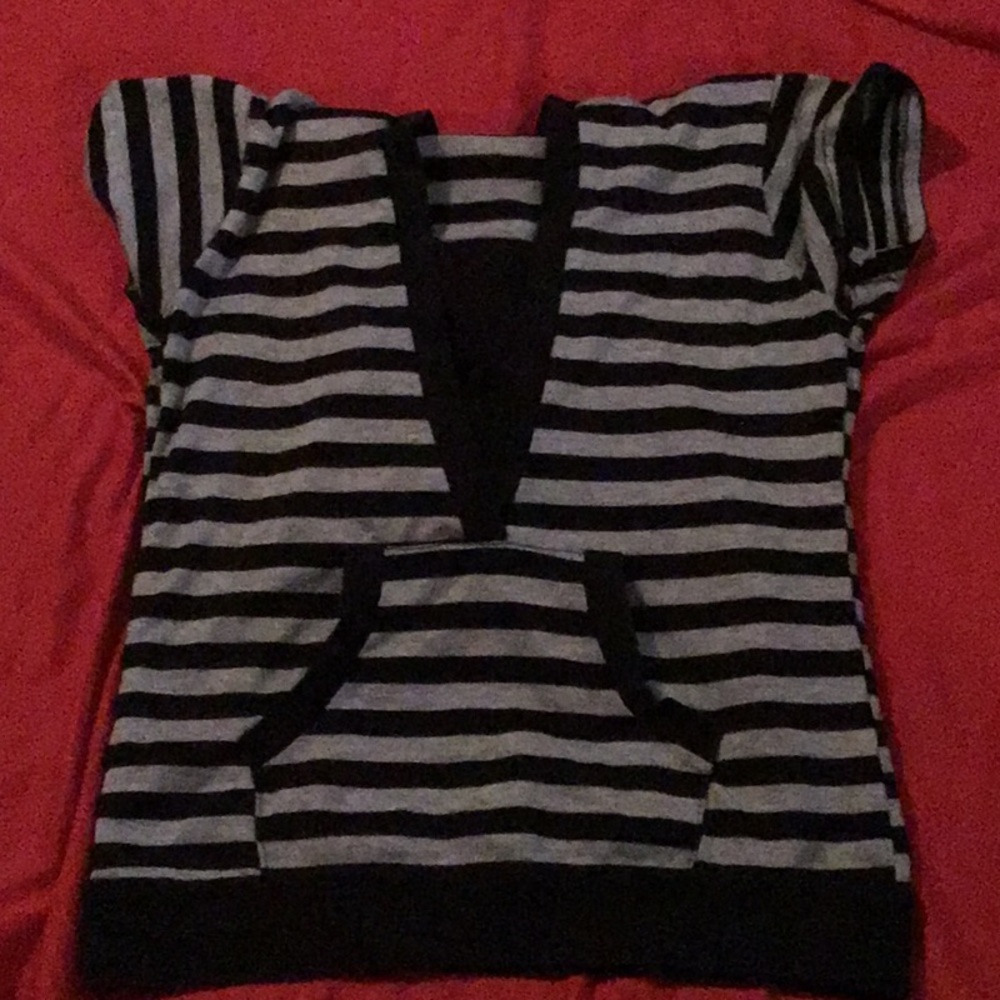 Stripped Hooded Shirt